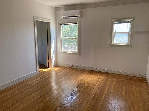 3rd image of 4369 Adeline St #8
