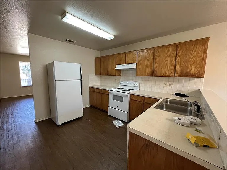3407 Toledo Dr #D — Photo 21