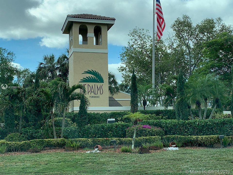 1st image of 321 Palm Cir E #321