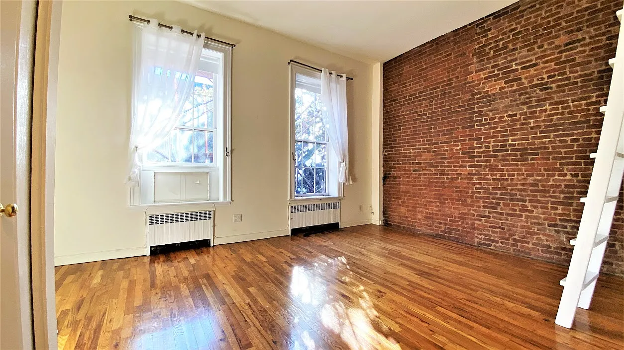53 West 84th Street — Photo 1
