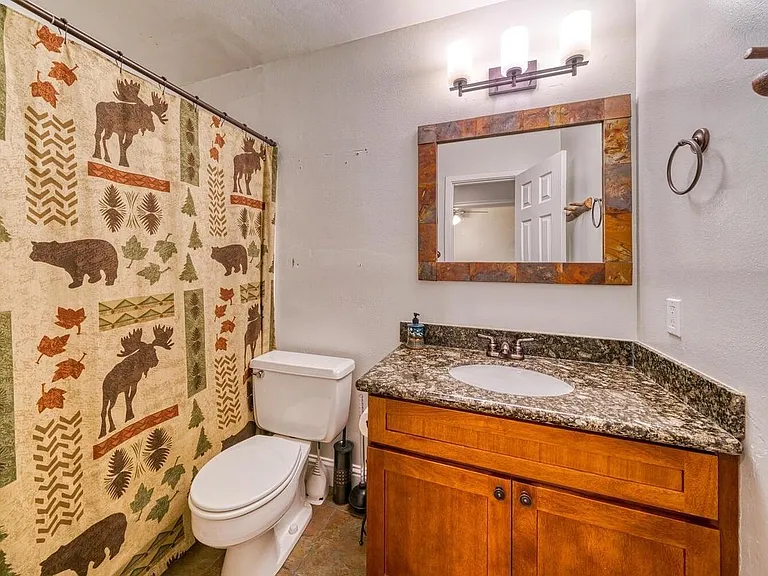 1300 Regency Way #30 — Photo 12