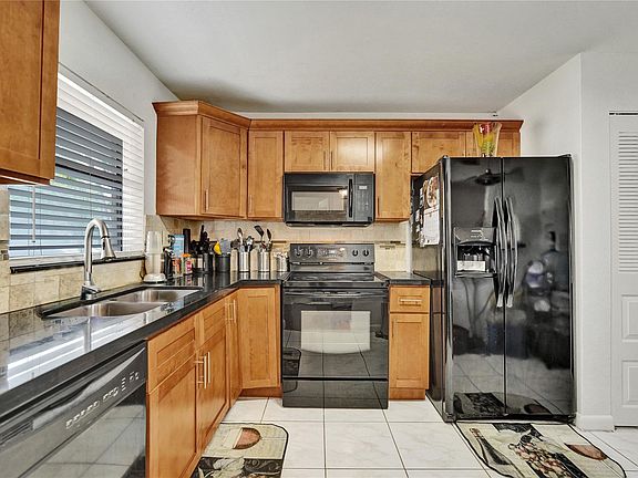 2nd image of 10303 Sunrise Lakes Boulevard #112