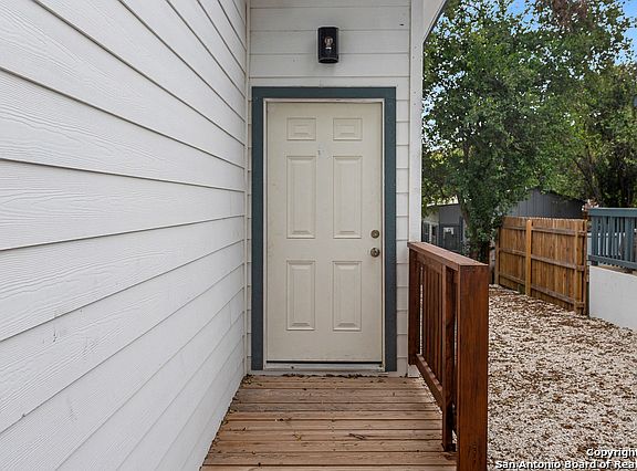 4th image of 212 McLane St #C