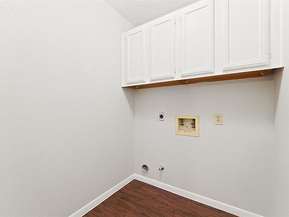 5th image of 12215 Oldenburg Ln