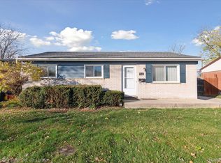 9648 Washington St, Romulus, MI 48174