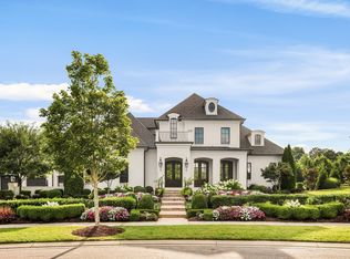 7223 Shagbark Ln, College Grove, TN 37046