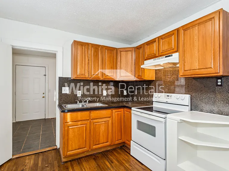 531 S Meridian Ave — Photo 9