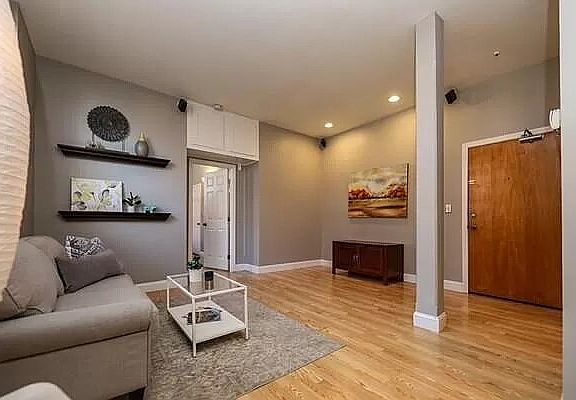 3rd image of 21 Linden St APT 216