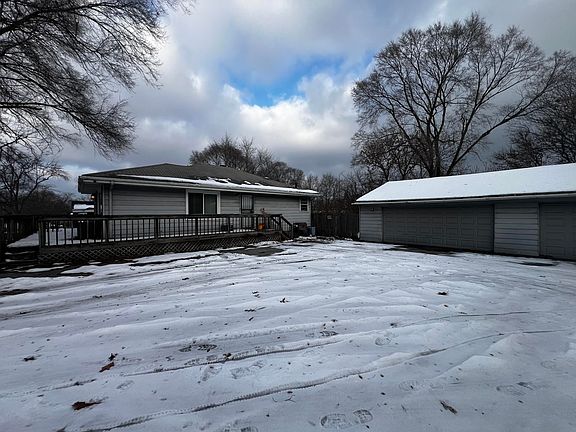 5th image of 3969 Missouri St