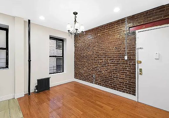 3rd image of 533 W 158th St APT 23
