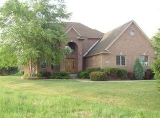 1931 Spruce Cir, Munster, IN 46321