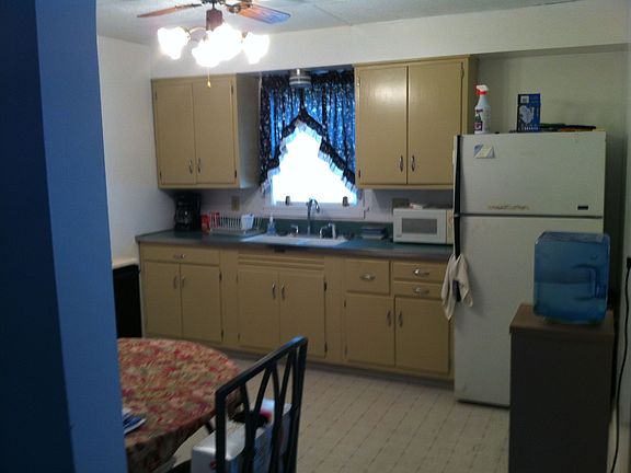 5th image of 3646 Grant St