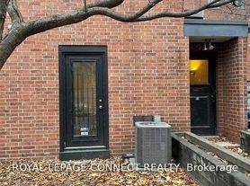 94 Sackville St