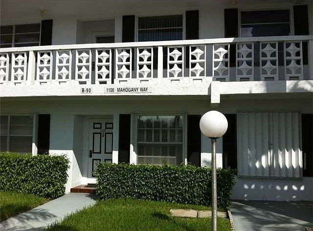 1st image of 1100 Mahogany Way APT 203