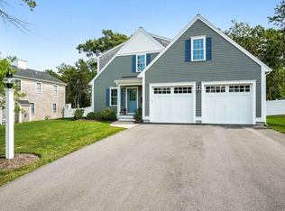 37 Screenhouse Ln, Plymouth, MA 02360