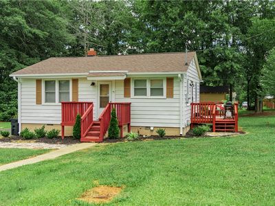 202 W 4th Ave, Easley, SC, 29640