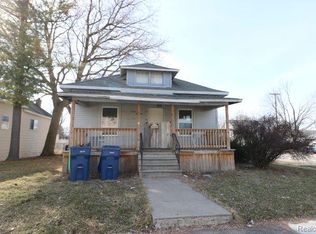 1200 Fitzhugh St, Bay City, MI 48708