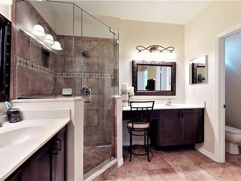 8995 Spring Mountain Way — Photo 11