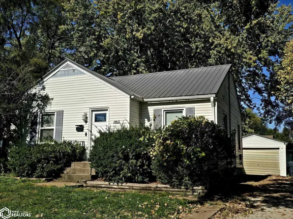 1011 5th Ave E, Oskaloosa, IA 52577