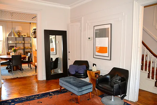 Rented by Oak Tree LLC | media 22