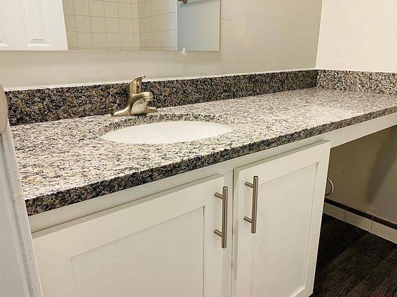 4th image of 6450 Crescent Way #402