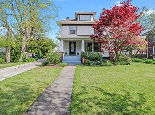 1014 W White St, Champaign, IL 61821