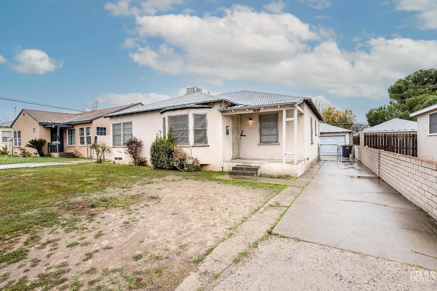 2812 Peerless Ave photo 1