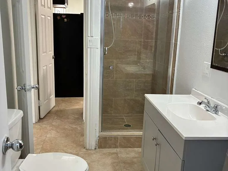 6121 Granada Cir — Photo 10