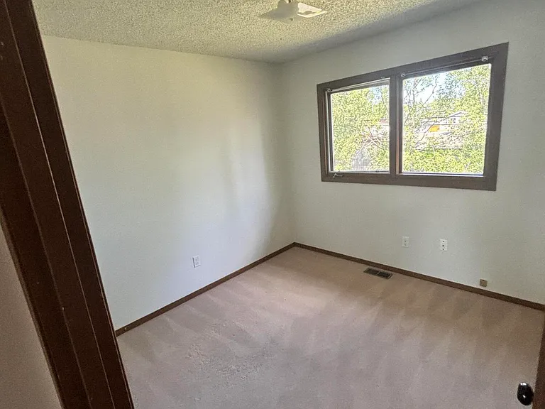 2733 W 69th Ave — Photo 27
