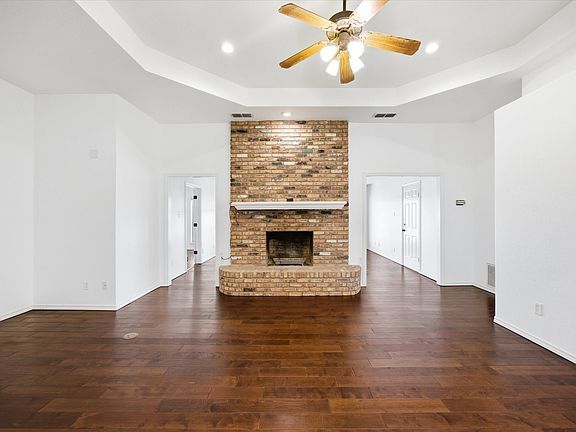 5th image of 19901 S Highway 281