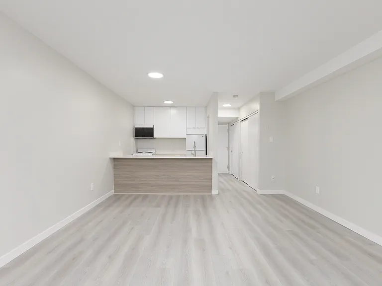 1777 Frances St — Photo 31
