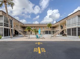 537 Manatee Ct APT 204, Venice, FL 34285