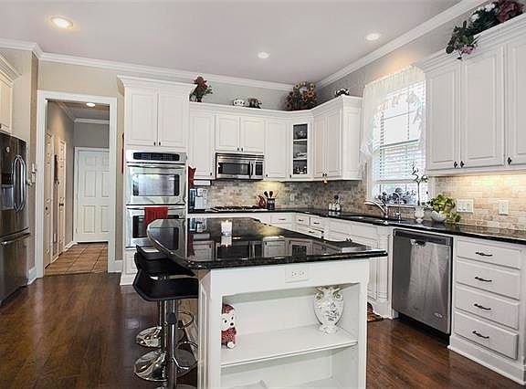4th image of 2130 Evansburg Ln