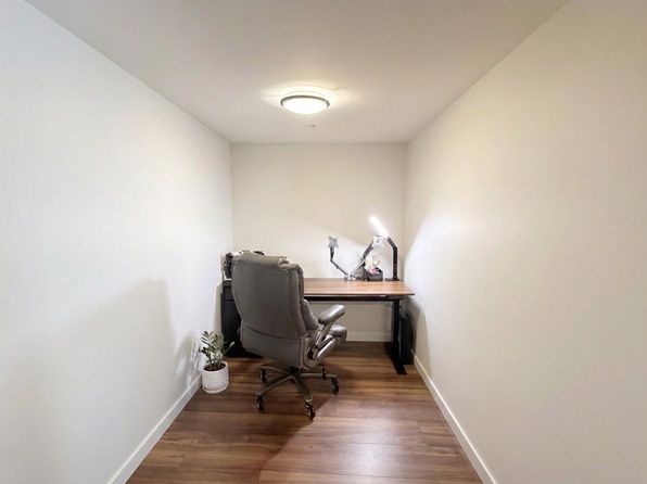 1 bedroom rental in Richmond — photo 4