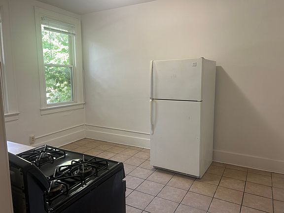 2nd image of 1128 E Wright St