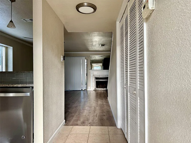 2018 W Rundberg Ln #6A — Photo 5