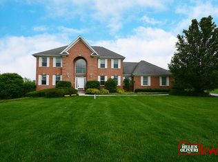 6866 Ellis Ave, Long Grove, IL 60047