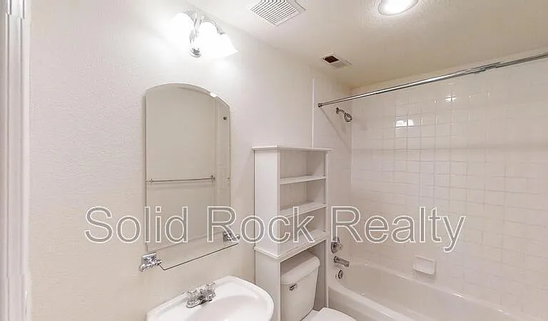 8175 Saint Helena Dr — Photo 22