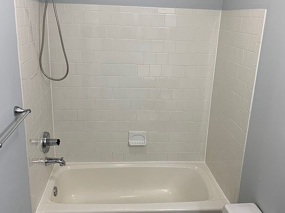 5th image of 20235 Kellys Ln