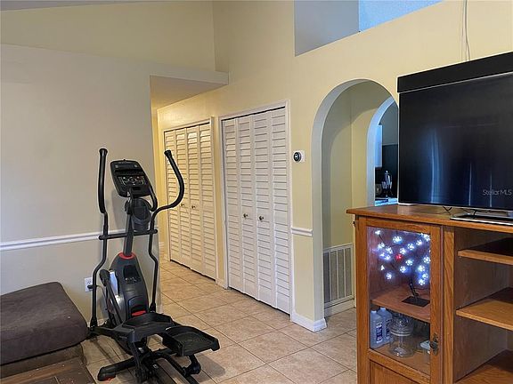 5th image of 526 Pointe Allyson Way