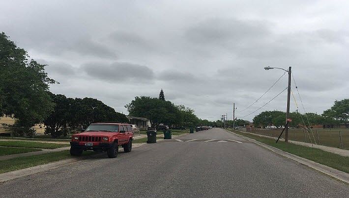2nd image of 1201 Woodlawn Dr
