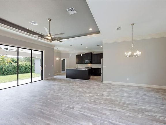 4th image of 3626 Staghorn Ave