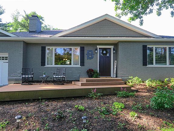 3rd image of 6851 Kennedy Ln
