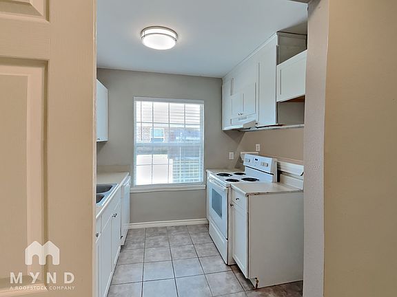 2nd image of 1601 S Cardinal Dr Unit A