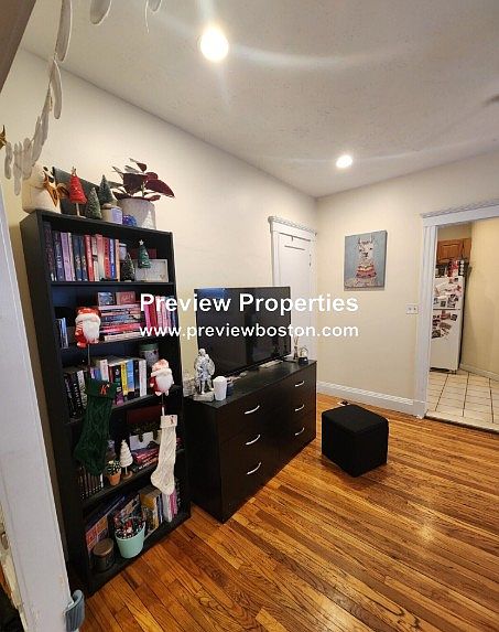 1st image of 240 Kelton St APT 3P