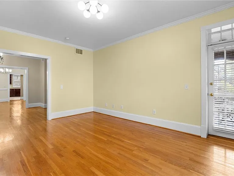 736 W Princess Anne Rd #102 — Photo 7