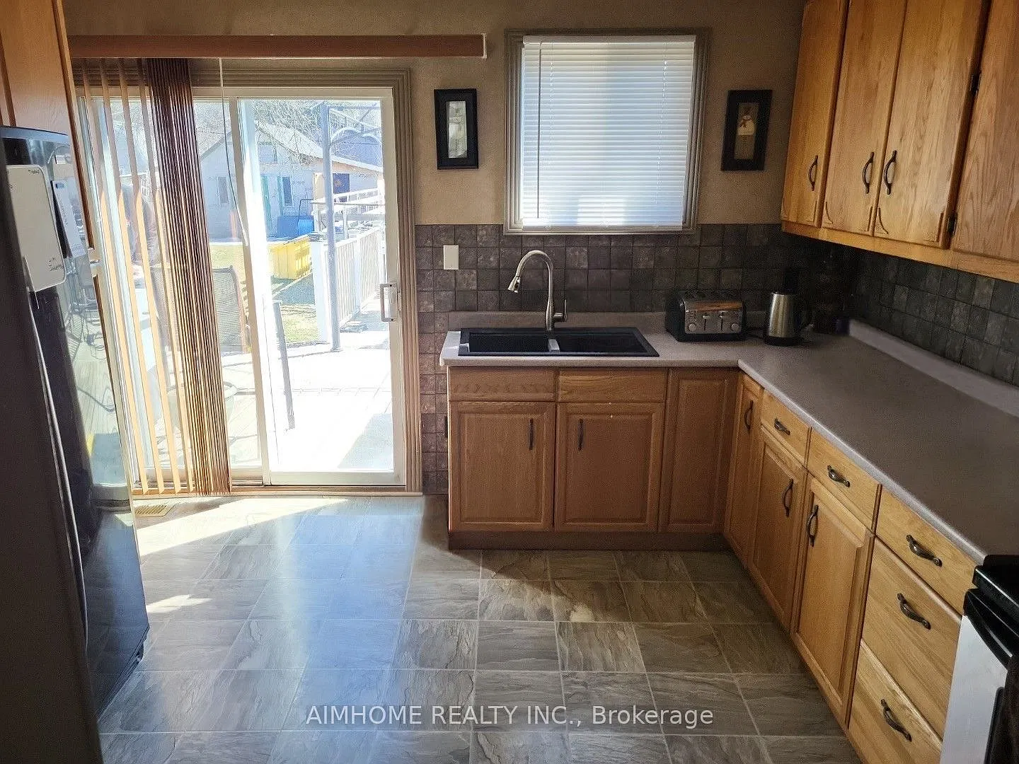 3 bed, $2,680 — Photo 4