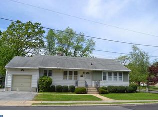 545 Fernwood Ave, Folsom, PA 19033