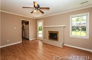 4th image of 8221 Meadowind Cres