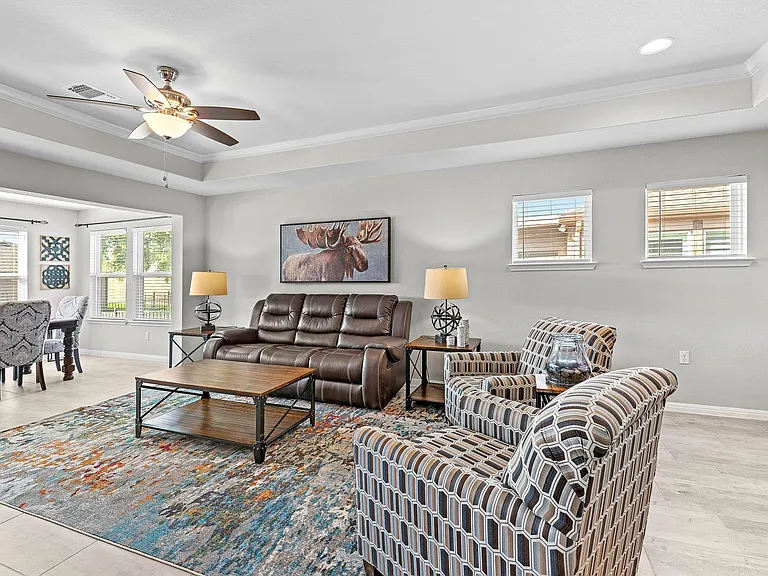418 Fannin Ct — Photo 22